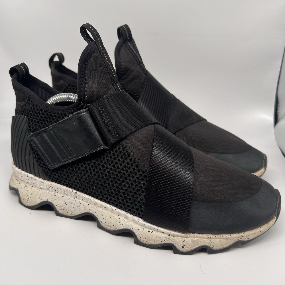 Sorel Kinetic Sneak Athletic Sneakers Woman's Size 10.5 Strap Buckle Mesh Shoes